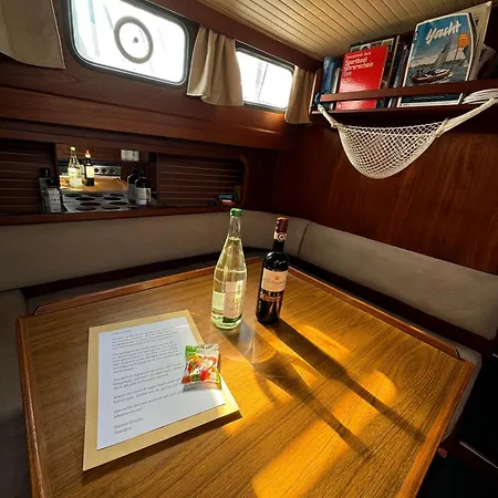 Romantischer Bootsurlaub Ostseebad Kühlungsborn