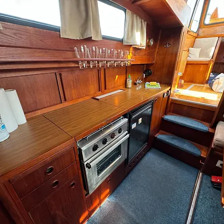 Romantischer Bootsurlaub