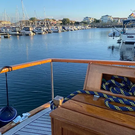 Romantischer Bootsurlaub * Ostseebad Kühlungsborn
