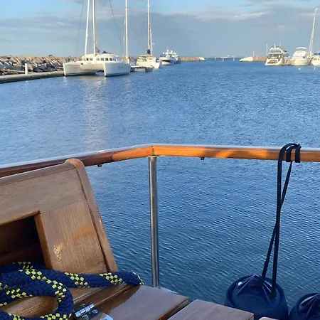 Romantischer Bootsurlaub Bådhotel